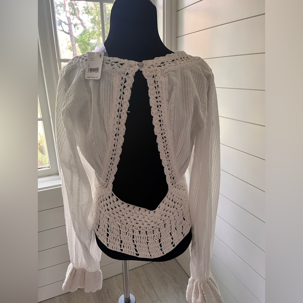 ⭐️Free People White Crochet Blouse - Picture 3 of 8